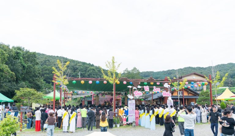 Đạo hiếu của dân tộc
